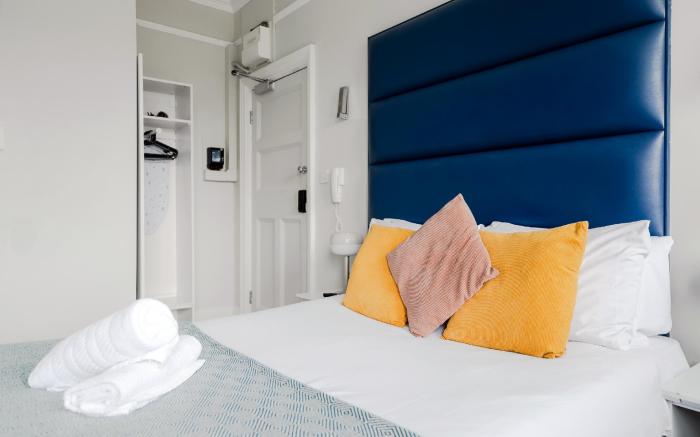 Apartments in the Heart of High Street Kensington