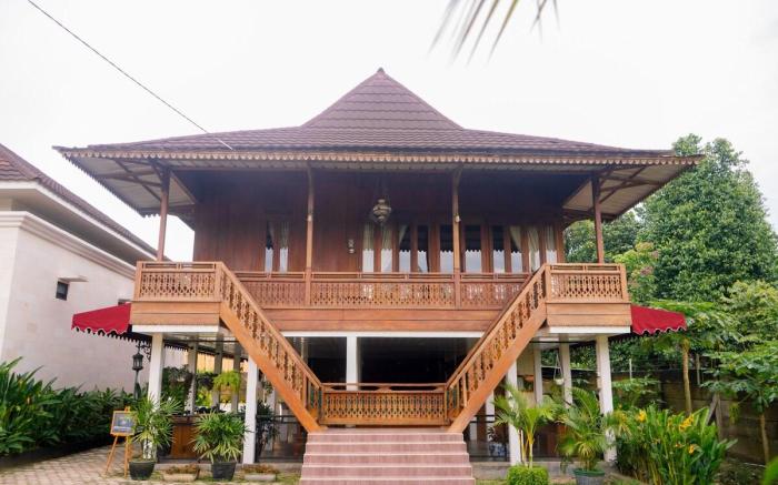Rumah Panggung 200