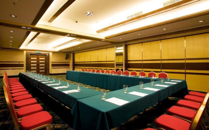 Imperial Palace Hotel