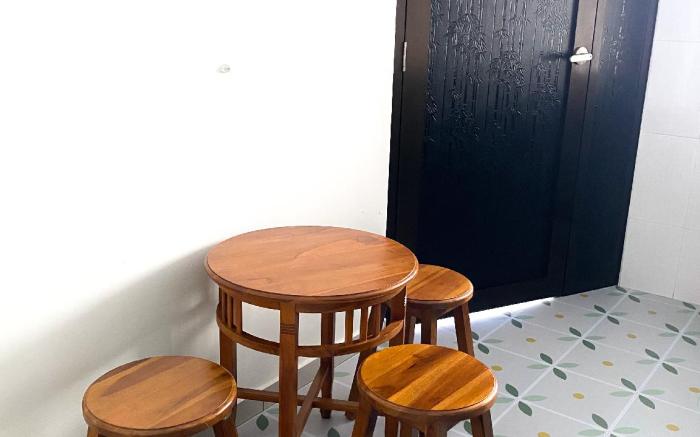 Skudai 5R5B, near UTM/Sutera, 7-16pax, Fast-WiFi