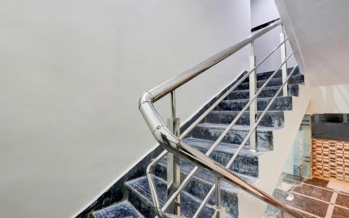 Super Townhouse Nanak Ram Guda Near WaveRock SEZ