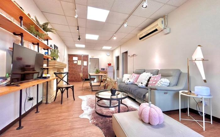 Nov-trial  elephant 5/Clean, Quiet