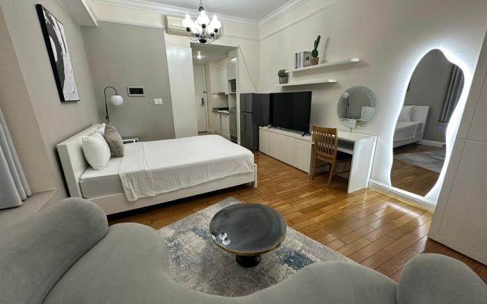 Q Apartment The Manor 2 