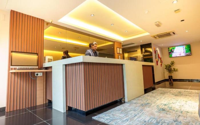 Alaxis Hotel
