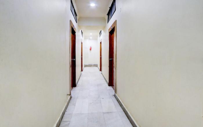 Hotel O Hotel New Hitech Inn