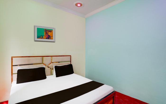 OYO Flagship Vrindavan garden guest house and hotel