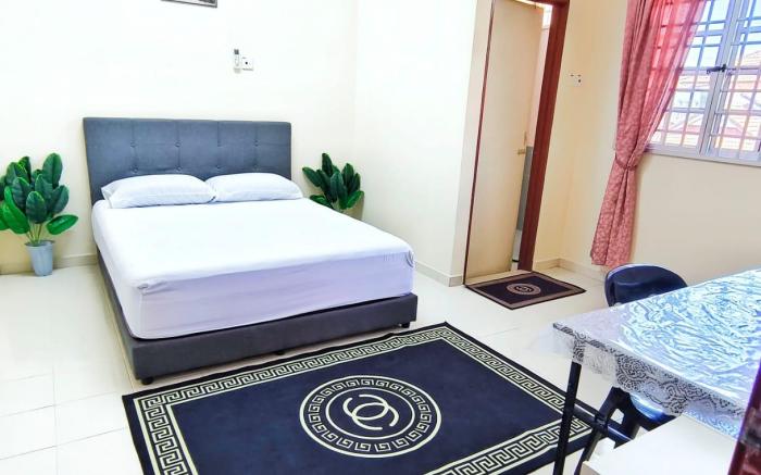 Ujana Damai - Cosy 5BR by the beach with pool