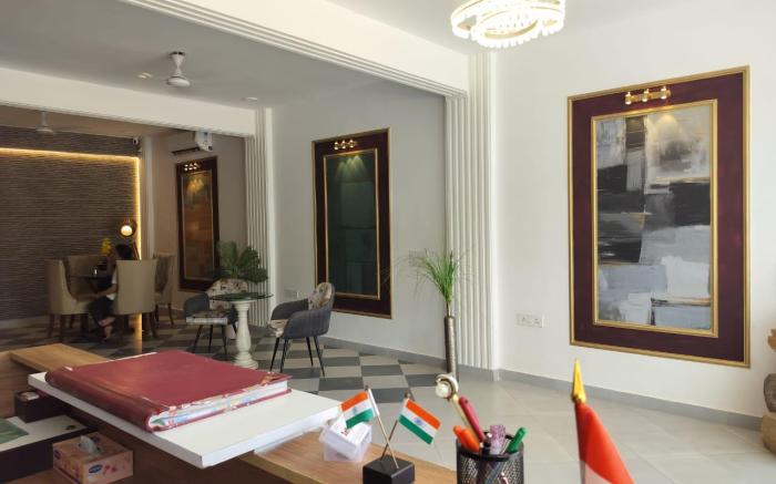 Saffron Inn near India Expo Centre and Mart 