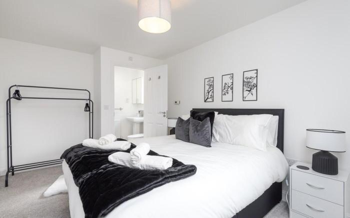 Spacious Luxury House In Canterbury - Free Parking