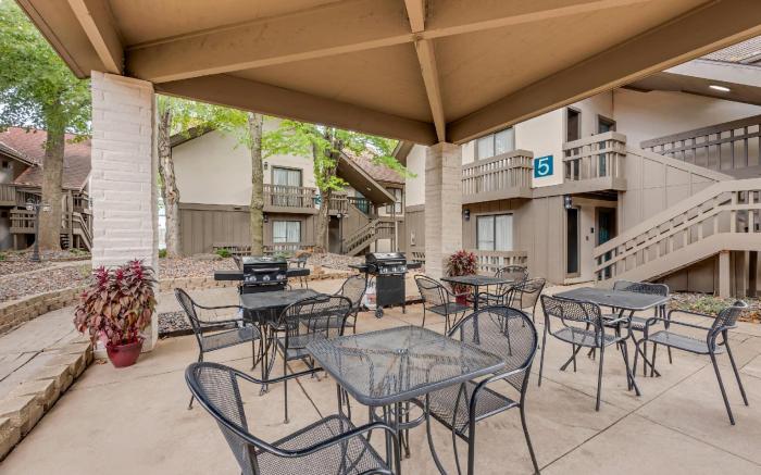 MainStay Suites Springfield South - Battlefield Rd