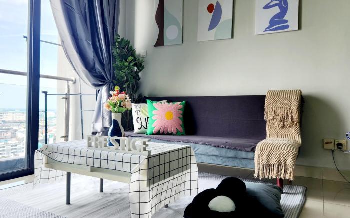 Prestige Sky 2 Bedrooms (A10-5) | Wifi