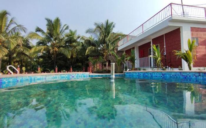 Anchor Beach Resort