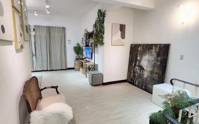 Aug hot sale /Spacious & Comfy House /近師大夜市/親子適住