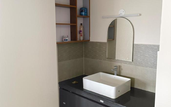 Sky Oasis: Luxe 3BHK Apartment.