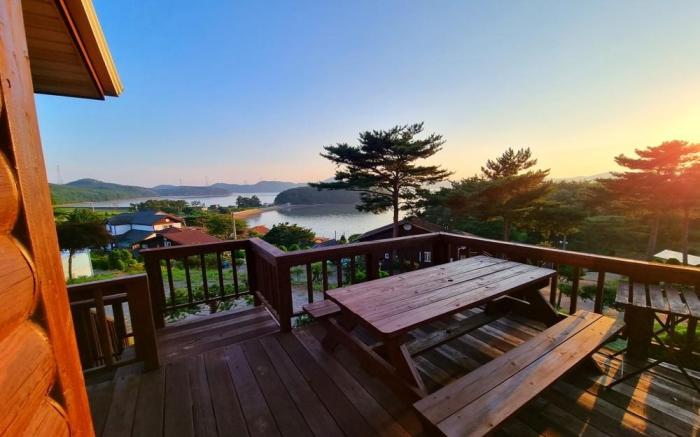 Seosan Pine Sea Pension