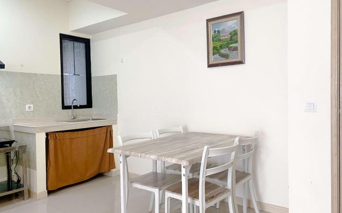 Comfortable and Spacious 3BR Meikarta By Travelio