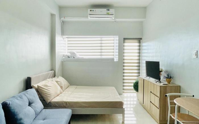 * * WV 4 Urban Studio