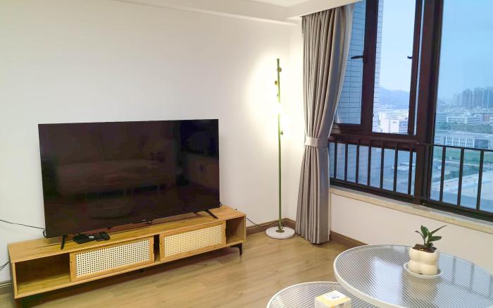 A Little Benxiang / Near Hengqin Port / 1112A duplex family 2-bedroom, 2-bed apartment can accommoda