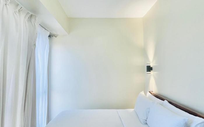 * *9 Roomy Urban Escape