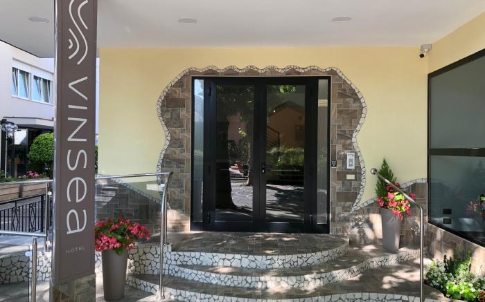 Vinsea Hotel