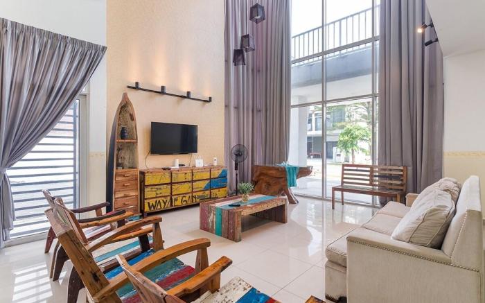 Lovely Fully Furnished Bungalow in Bukit Kemuning