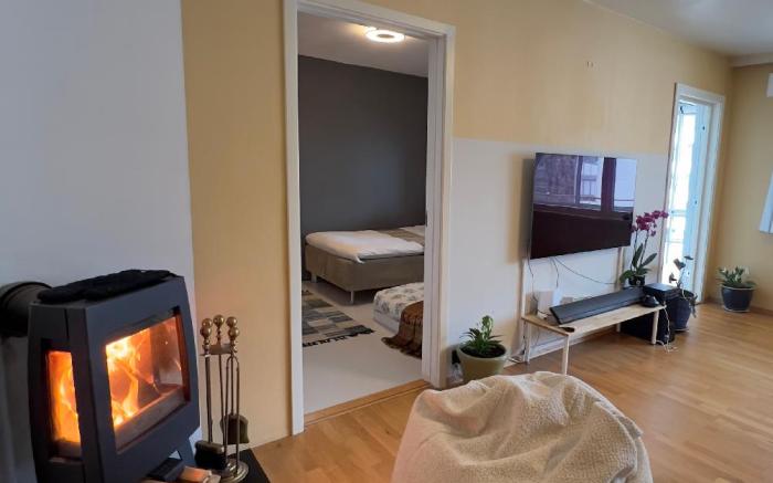 Luxury service apartment by Chanya 