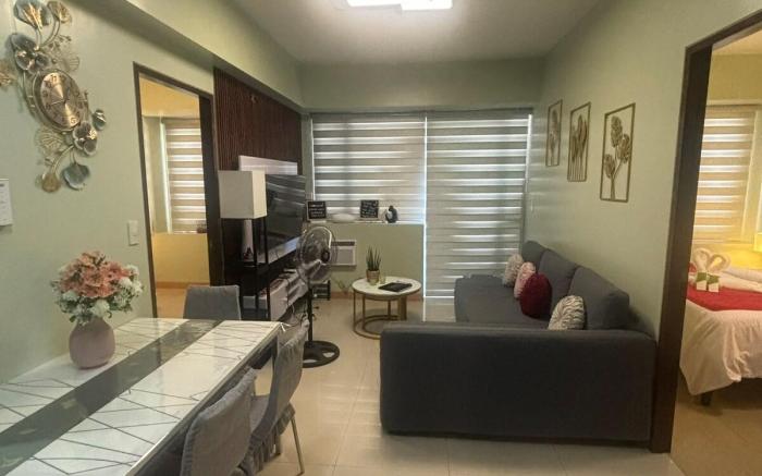 Golden Palm at Palm Tree Villas