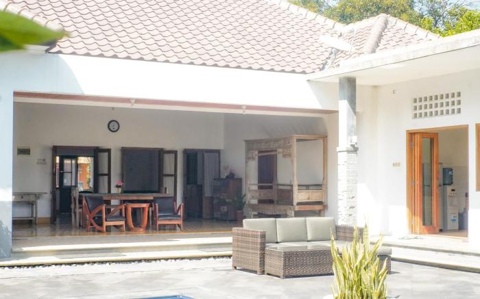 Four Bedroom Maharani Villa Jogja