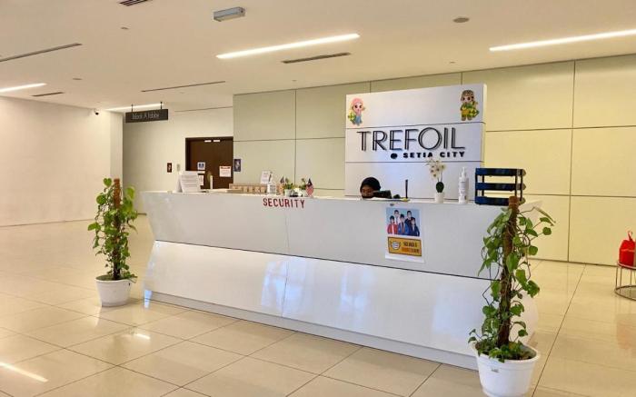 shah alam setia alam allbes trefoil room