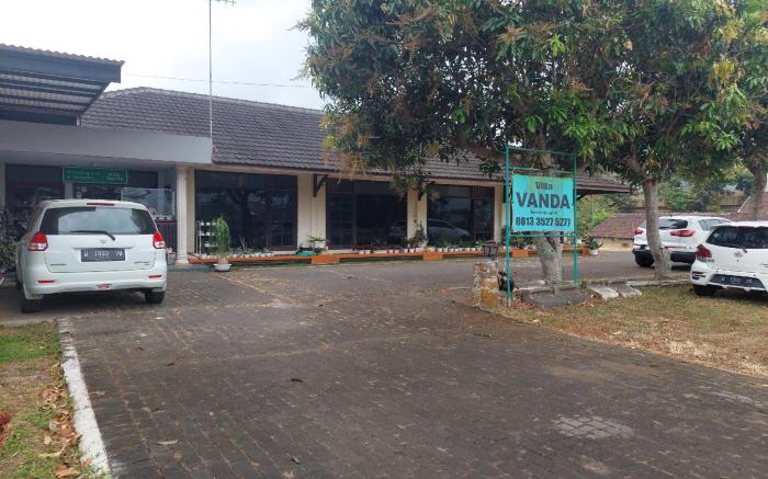 Vanda Villa Batu