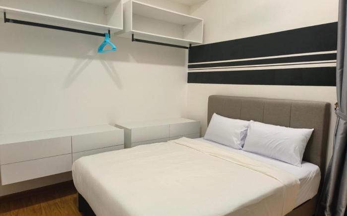 2BR Beacon Executive Suites @ Georgetown