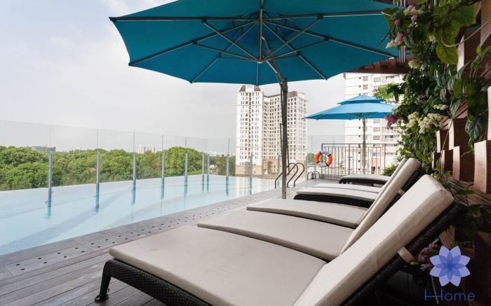 Cloudscape Apartment   Free Pool  Gym
