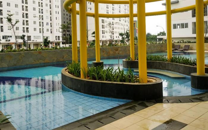 Modern & Minimalist Studio Bassura Apt By Travelio