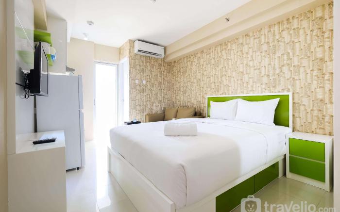 Modern & Minimalist Studio Bassura Apt By Travelio