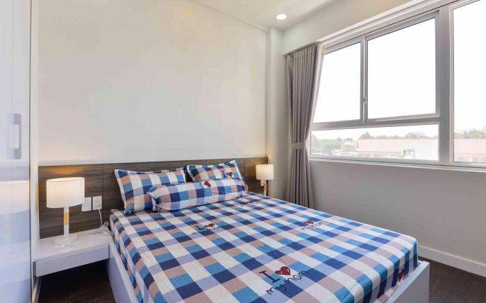Entire apartment for rent in Golden Mansion