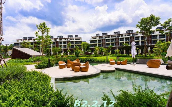 Apartment with swimming pool in Tan Phu district