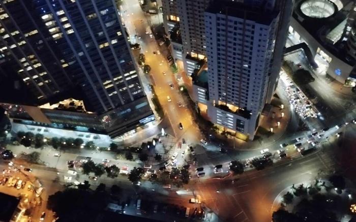 Maru Suite Air 52F; Makati Sky View, 2 Double Beds