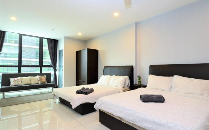 Atria  Comfy & Simple Apartment By Dion Venture