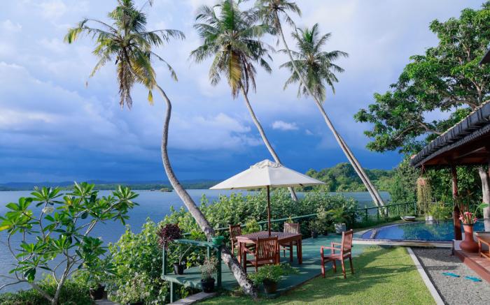 South Point Cottage - Whole Villa 3 Bedroom (Sleeps 6)