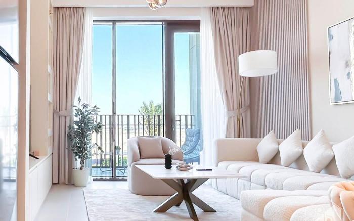 Elegant 1B Apt&Balcony in the Heart of Dubai Creek