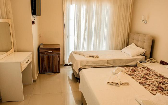 Cunda Demir Otel