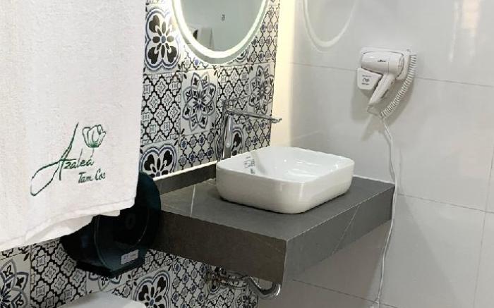 Azalea Tam coc Ninh bình 