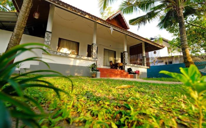 Marari Lotus Beach Villa