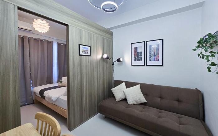 Condotel 1BR Unit w/ Balcony FAME Residences #FM31