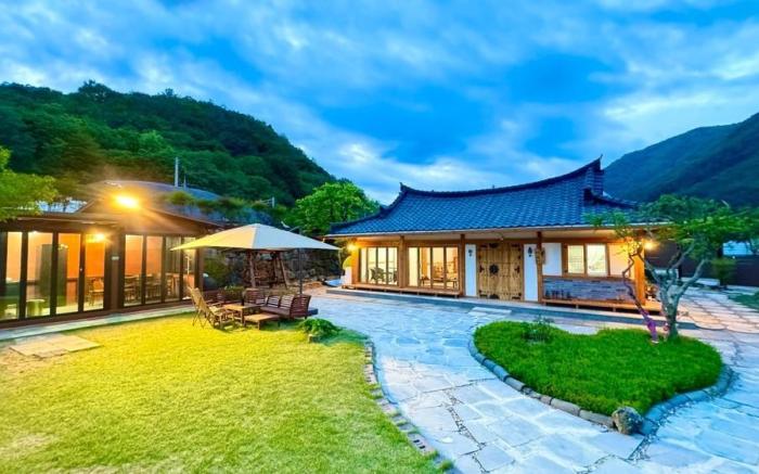 Suncheon Sumiyeonga Hanok Private House