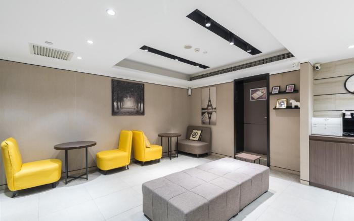 Starway Hotel Beijing Guangqumenwai Subway Station