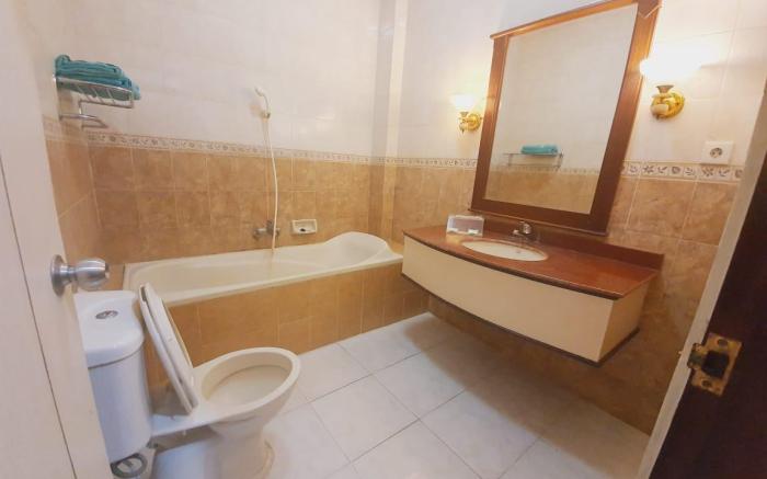 Grand Larisae Hotel