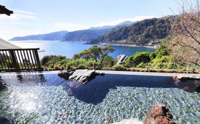 Akazawa Onsen Hotel 