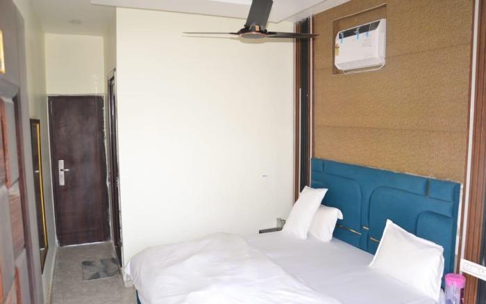 Hotel The Shivraat