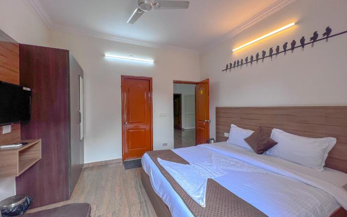 Couple Friendly 2 BHK Apartment with 2 Balconies
